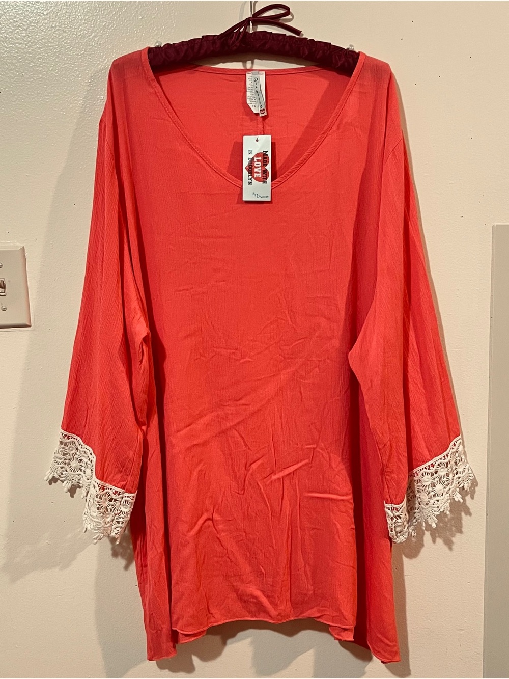 NWT SHARK BITE BOHO COTTAGE CORE TOP - Crocheted 3/4Sleeves - DISCREET - Women’s